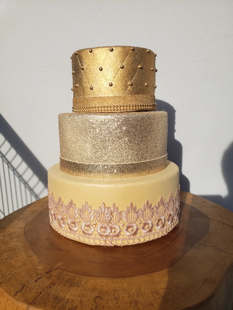 Bolo Dourado