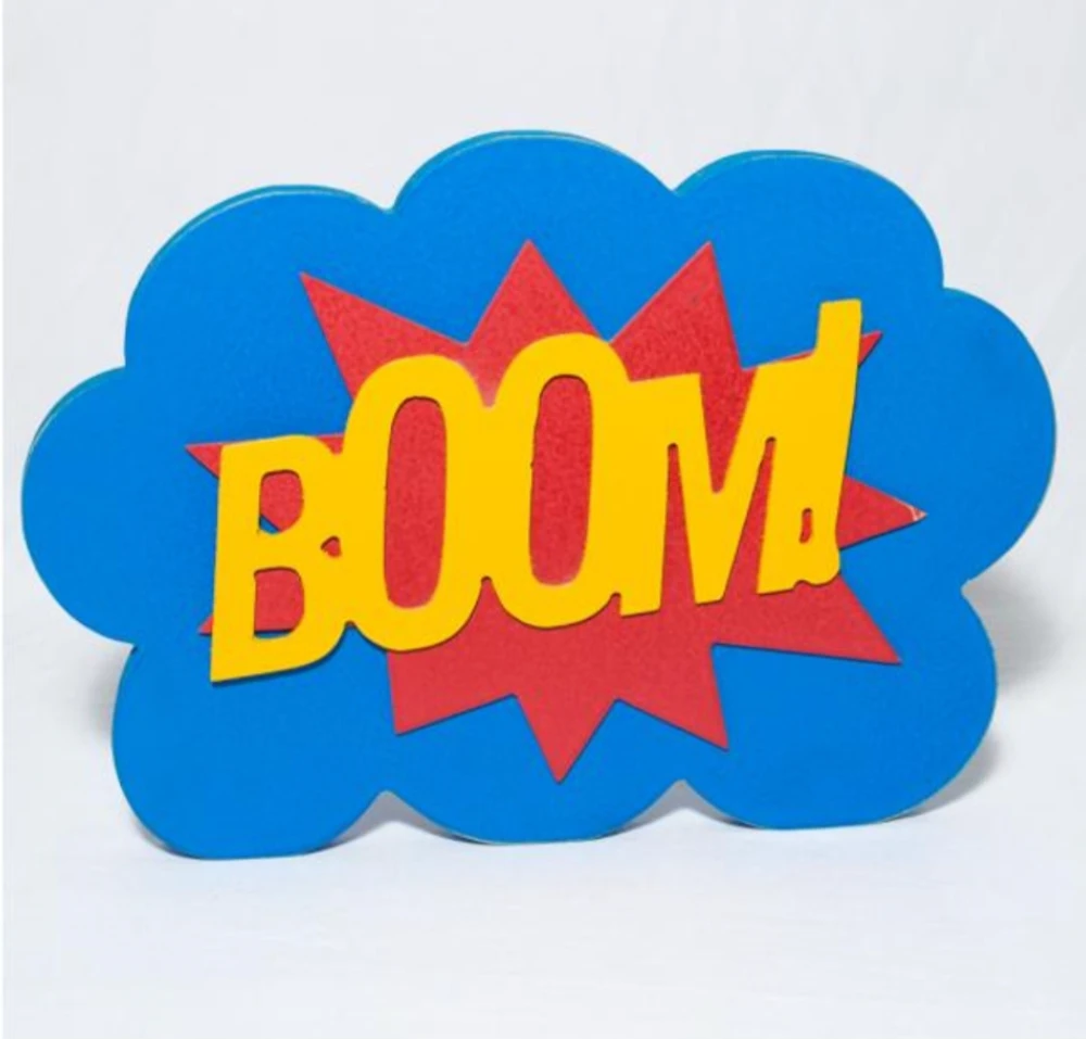 Placa Decorativa BOOM